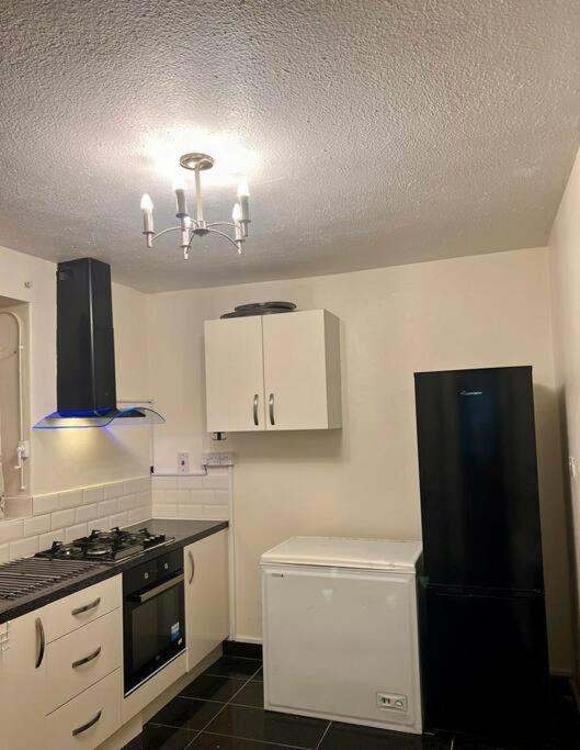 2 Bedroom Flat In Vauxhall, Λονδίνο Εξωτερικό φωτογραφία